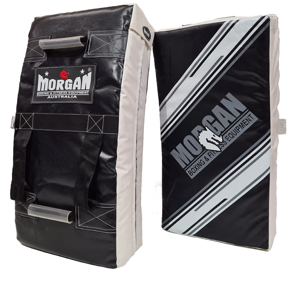 MORGAN AVENTUS HEAVY DUTY LARGE CURVED STRIKE & HIT SHIELD [Black]