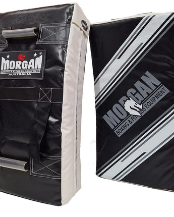 MORGAN AVENTUS HEAVY DUTY LARGE CURVED STRIKE & HIT SHIELD [Black]
